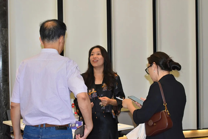  億天凈化總經(jīng)理出席生物制藥與醫(yī)療器械研討廠房建設(shè)沙龍，并發(fā)表演講 